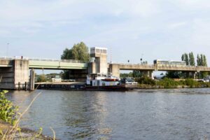 Busbaanbrug Professorenbuurt Oosterhamrikkade Groningen